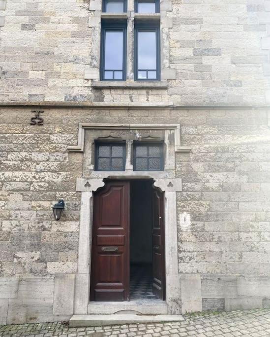 Maison Comtale Рошфор Экстерьер фото