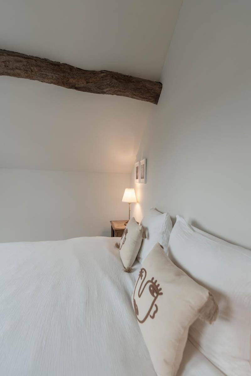 Maison Comtale Рошфор Экстерьер фото